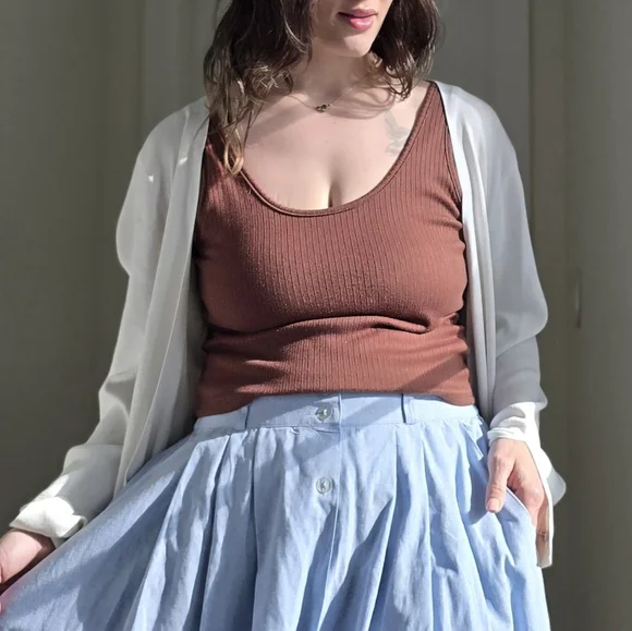 White Cardigan - Picture 3 of 9